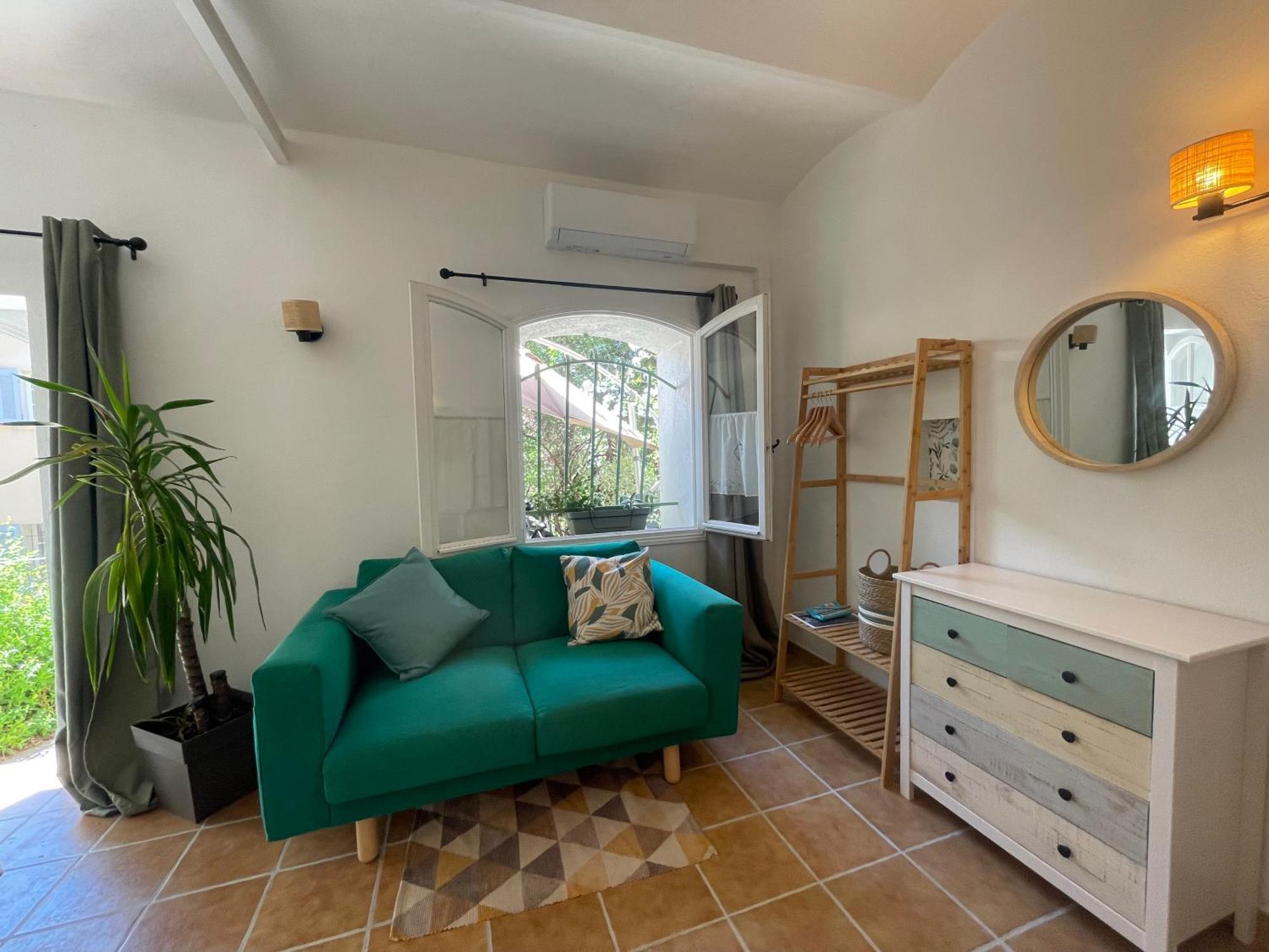 Cosy Studio - Place Du Figuier Борм-ле-Мімоза Екстер'єр фото